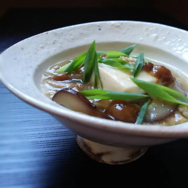 肉豆腐、鶏ひきとキノコの餡かけ風♪|peachさん