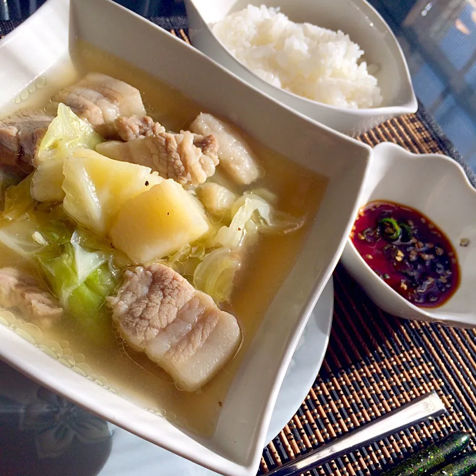 Snapdishの料理写真:Pork nilaga|Art Yuudhaさん