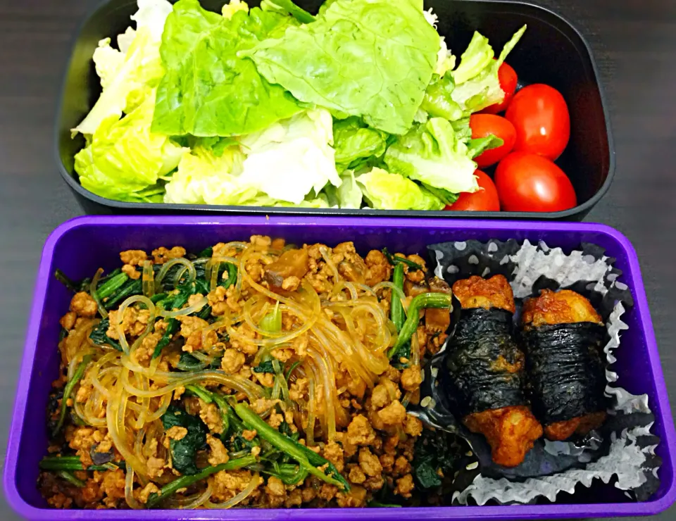 Snapdishの料理写真:Today's lunch - vermicelli with mushroom minced pork, seaweed chicken and romaine|coxiella24さん