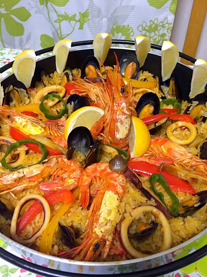 Seafood paella|gachiyunaoさん