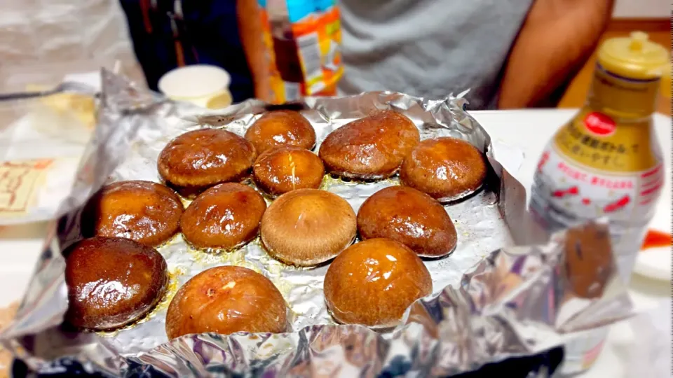 椎茸狩りの椎茸で、バター醤油味で。|ぎるママさん