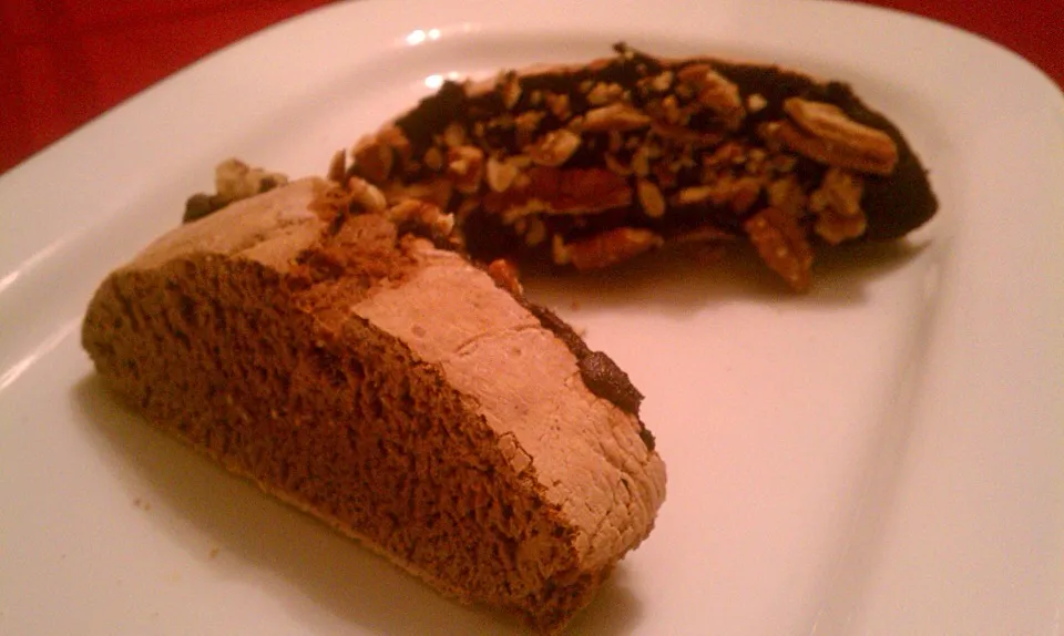 Chocolate Pecan Biscotti|Crystal DeBoerさん