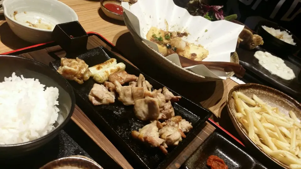 Snapdishの料理写真:charcoal-grilled chicken with homemade agedashi toufu #fatdieme|Julianaさん