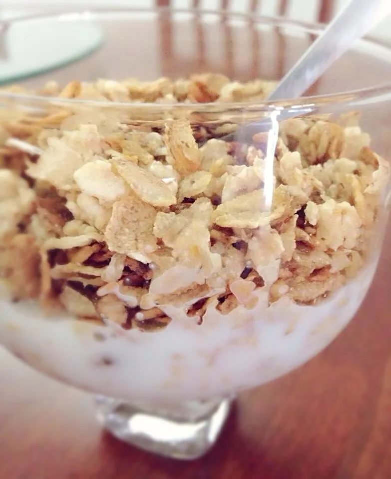 walnut cereal with skimmed milk.|samantha wさん