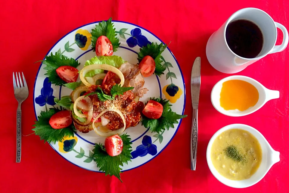 Snapdishの料理写真:朝ごはんは勝負飯^o^オープンサンド、コーンシチュー💕|はみちゃんさん