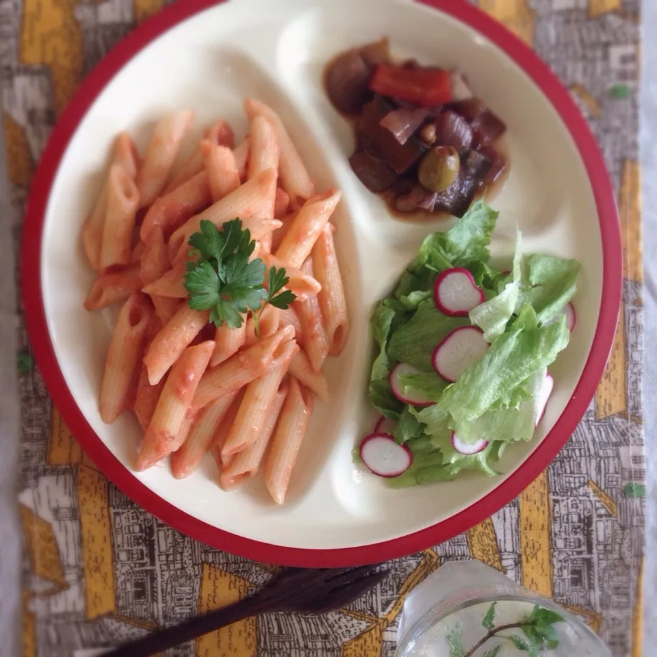 Penne Alla Vodka ウォッカトマトクリームソースのペンネ|まちまちこさん