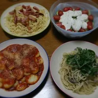 Snapdishの料理写真:カルボナーラ、鯵と大葉の和風パスタ、ニョッキのトマトバジルソース、カプレーゼサラダ|五十嵐公一さん