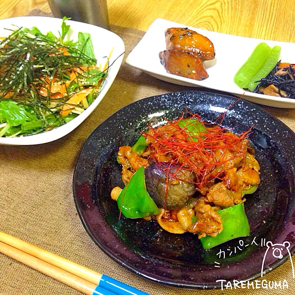 Snapdishの料理写真:豚茄子ピーマン辛味噌炒め、韓国風サラダ、大学芋、ひじき煮|たれめぐま◡̈✩*さん