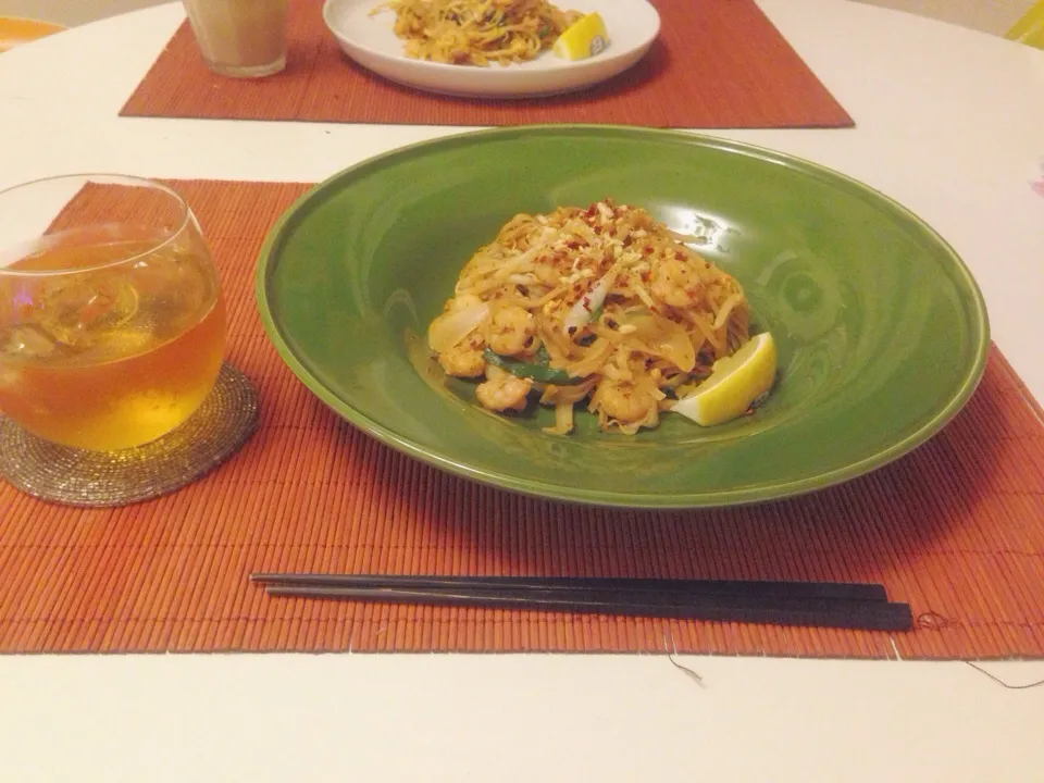 Pad thai🍜|tommyrichieさん