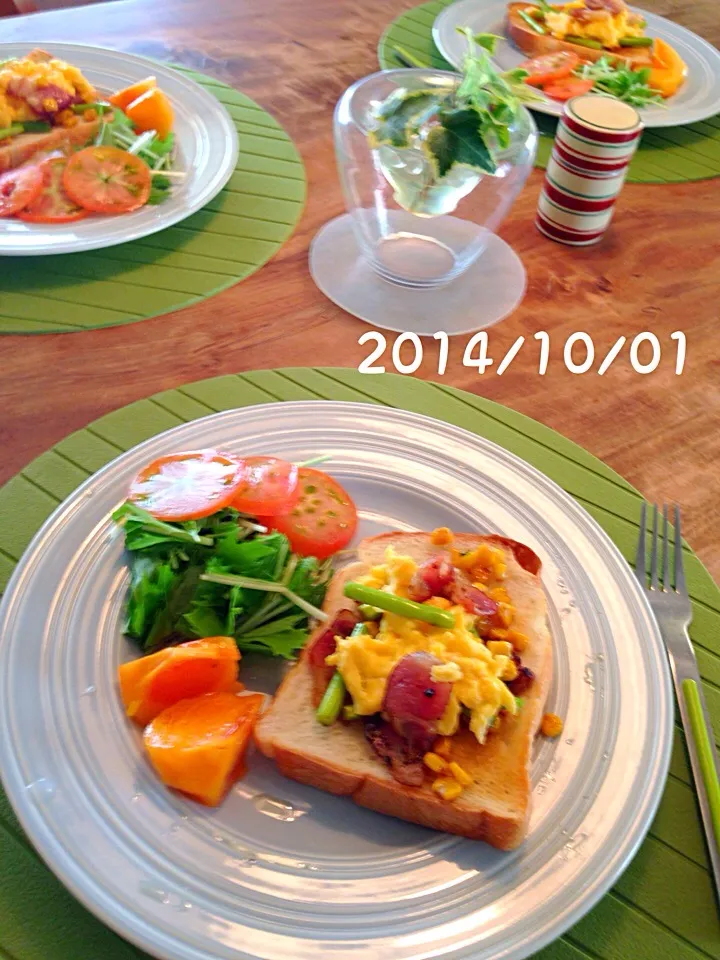 Snapdishの料理写真:朝ごはん  2014・10・1|ローゼルさん