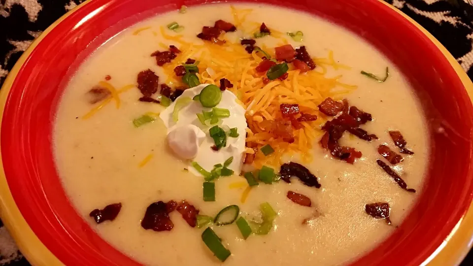 Cheddar Bacon Potato soup|Shin SooMinさん