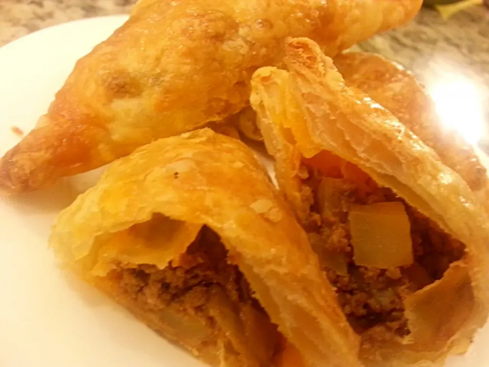 Beef chorizo empanadas|Chef On Qさん