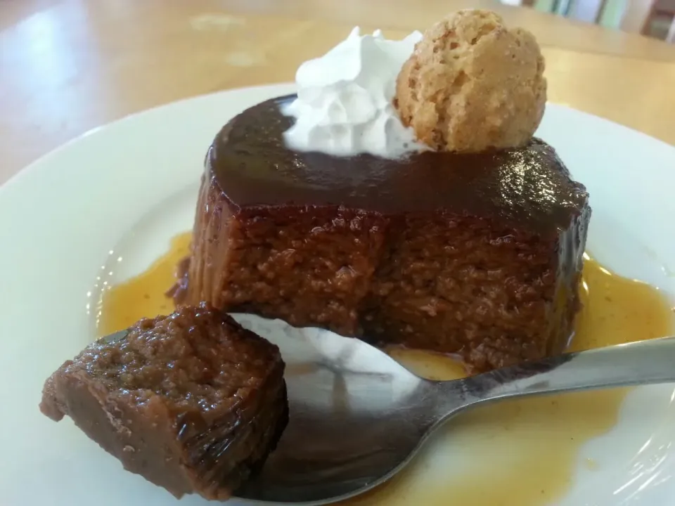 Bonet di Amaretti, a custard dessert from the Piedmont region. Made with Amaretti cookies and espresso.|Chef On Qさん