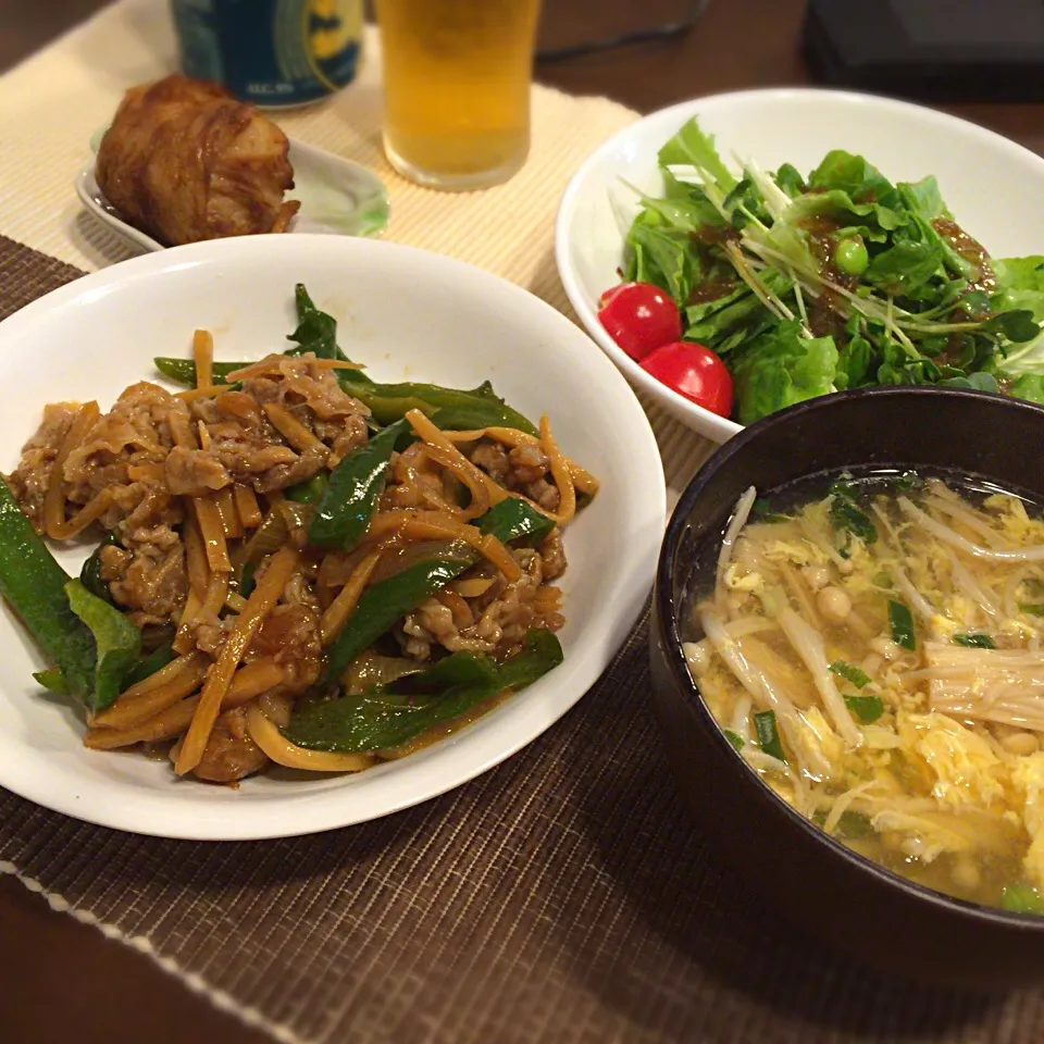 チンジャオロース エノキかき卵汁 肉巻きおにぎり|さるさん