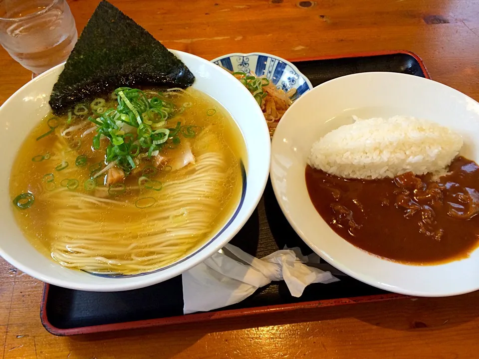 本厚木駅近くの麺や食堂|楊武さん