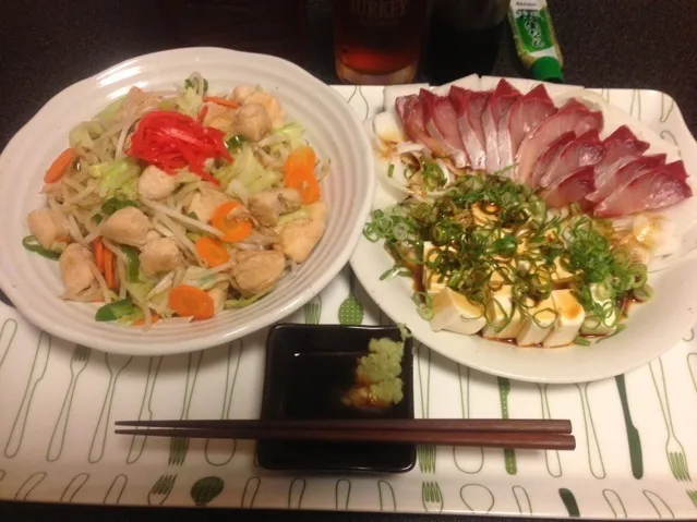 🐔ささみの野菜炒め、鰤のお刺身、スライス玉ねぎ、冷奴！ू(๑ ›◡ु‹ ๑ ू)✨|サソリさん