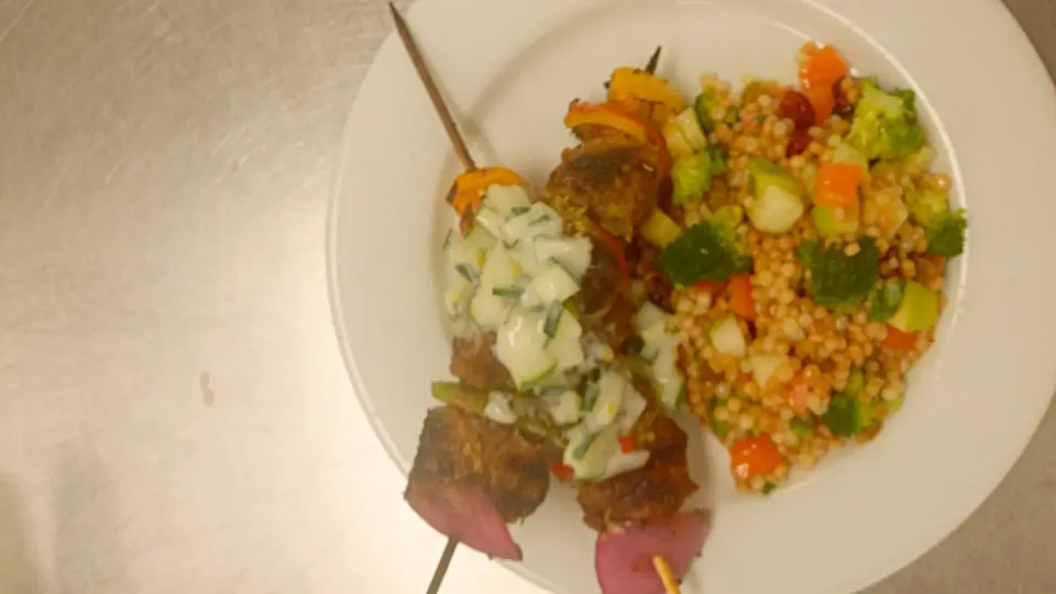 lamb kebobs with couscous salad|sheree smithさん