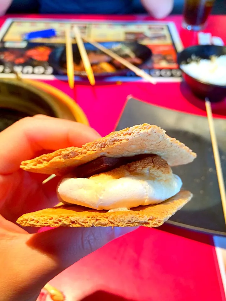 棉花软糖夹心巧克力饼干～❤️🍪Marshmallow with S'mores~|Aysh小薯さん