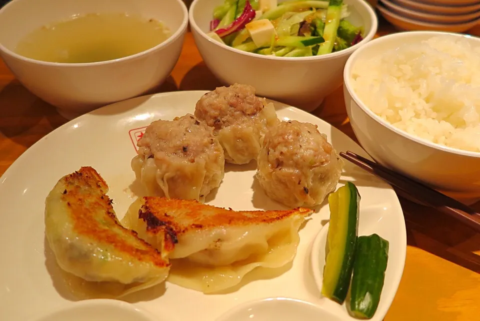 焼売定食|マハロ菊池さん