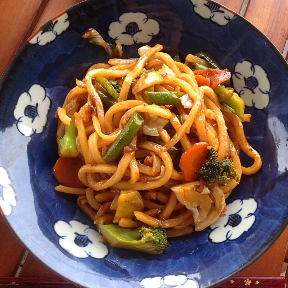 あまった野菜をタップリ入れた焼きうどん|れいぽぽぽんさん