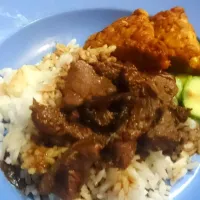 Meal of the day: rice with marinated spices black pepper beef. #yumyum|Quibbitzさん