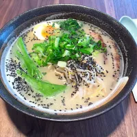 Tonkatsu ramen|Generaalさん