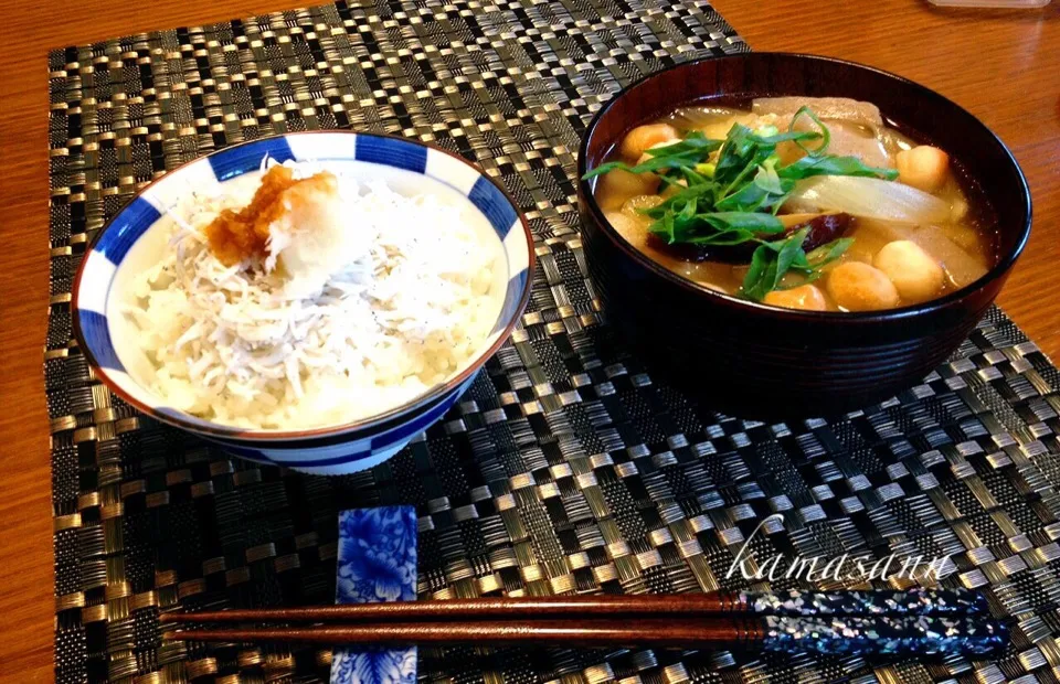 朝ごはん☀️しらす丼とおくずかけ♪|かまさん