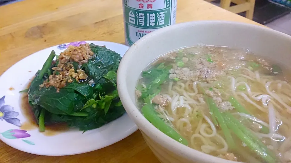 ｸｳｼﾝｻｲ炒め＆温麺！甘辛い味付け美味しかった！@台北|aaotaさん