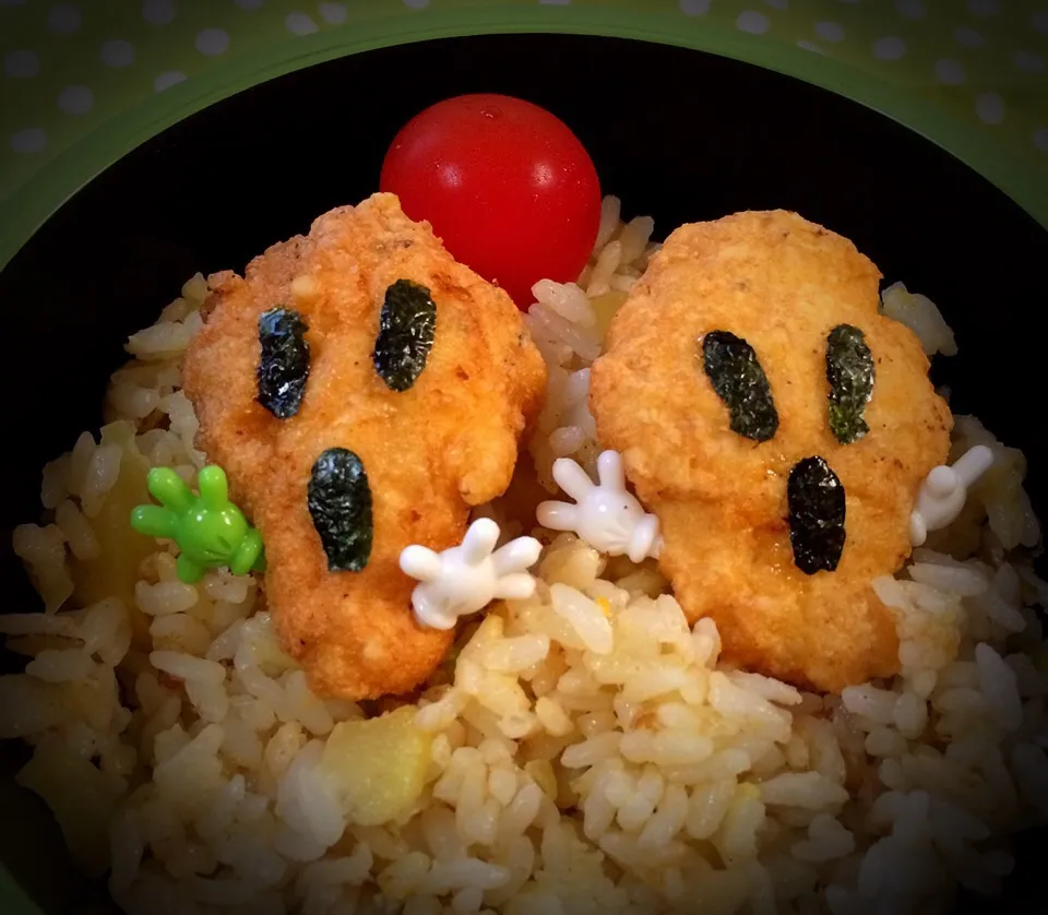 Snapdishの料理写真:女の子弁当♪                                     くららさんの料理 チキンナゲット|志野さん