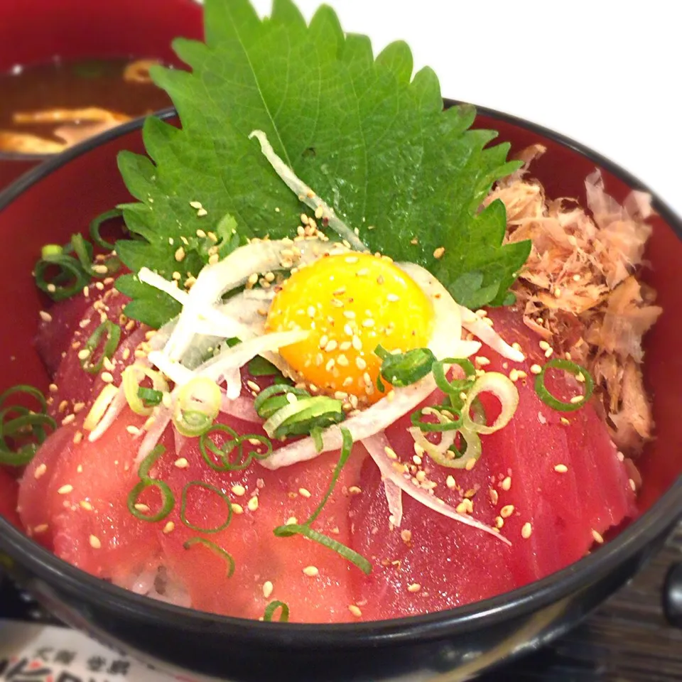 鉄火丼 ウニ醤油かけ|Cnoさん