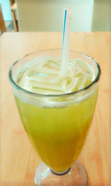 Snapdishの料理写真:Oct 3. Lunch @ 1:40pm #Sugarcane #juice|Ren Bhaiさん