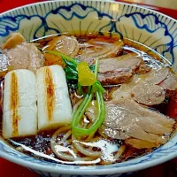 Snapdishの料理写真:フランス鴨もも肉のプレミアム鴨蕎麦|AXIA 使い方がまったくわからない(；・ω・)プロフの編集どうやるの？(；・ω・)さん