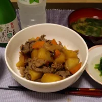 肉じゃが、ほうれんそうのおひたしとお味噌汁|まつんさん