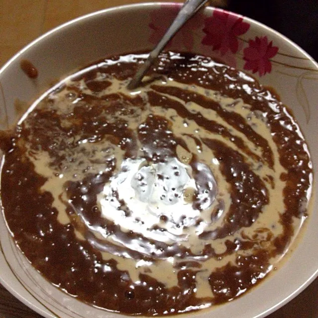 Champorado というチョコレート粥。スペイン起源みたい。|Kenny Hiraiさん