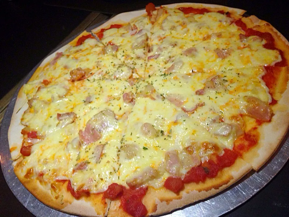 Pizza cabonara|Obeoom Jumsai Na Ayudhyaさん