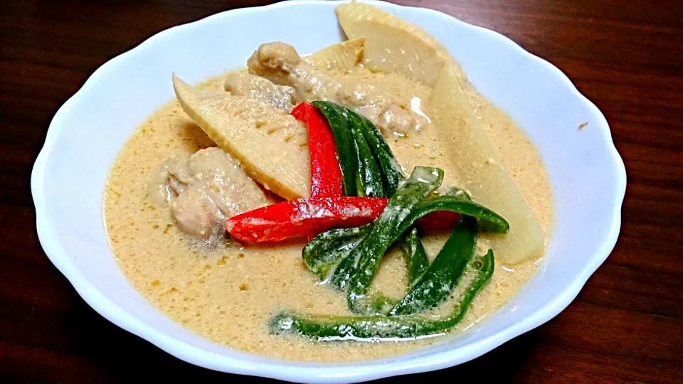 THAI CURRY RED|都々木舞さん