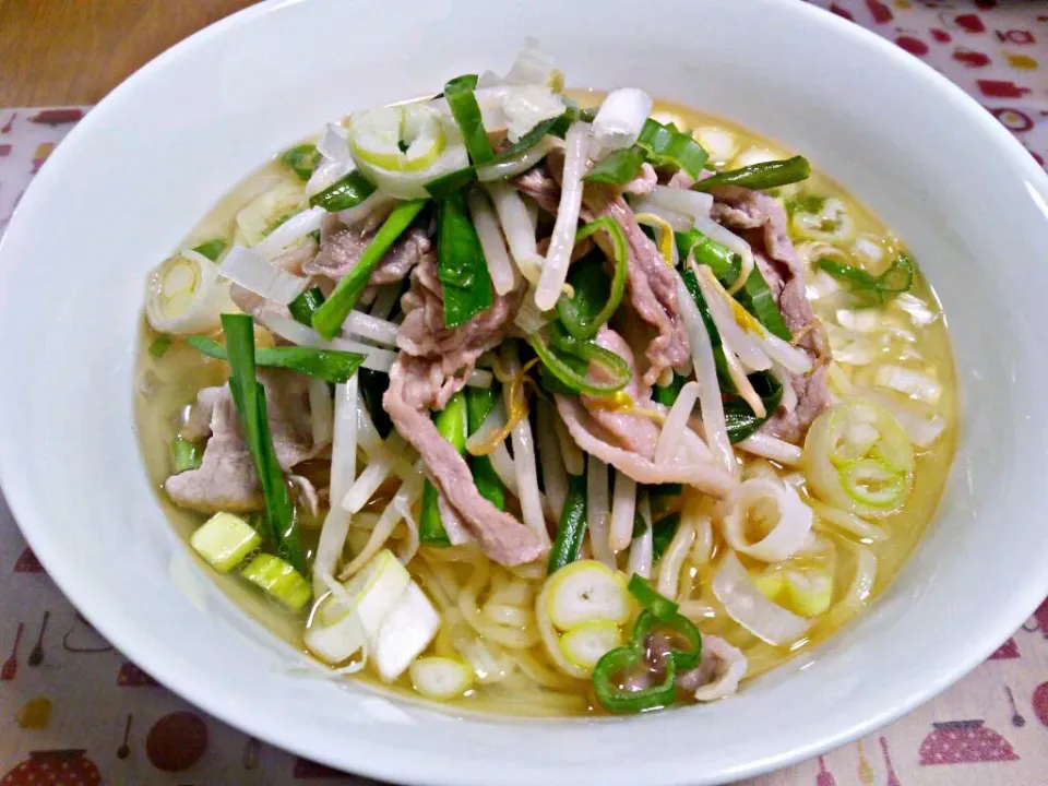 Snapdishの料理写真:10月１日 塩ラーメン|いもこ。さん