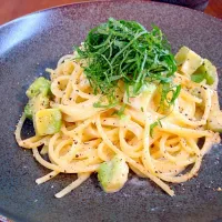 ともちゃんさんの料理 アボカドのクリームパスタに塩レモンで香り付け🍋またまた挑戦❗️