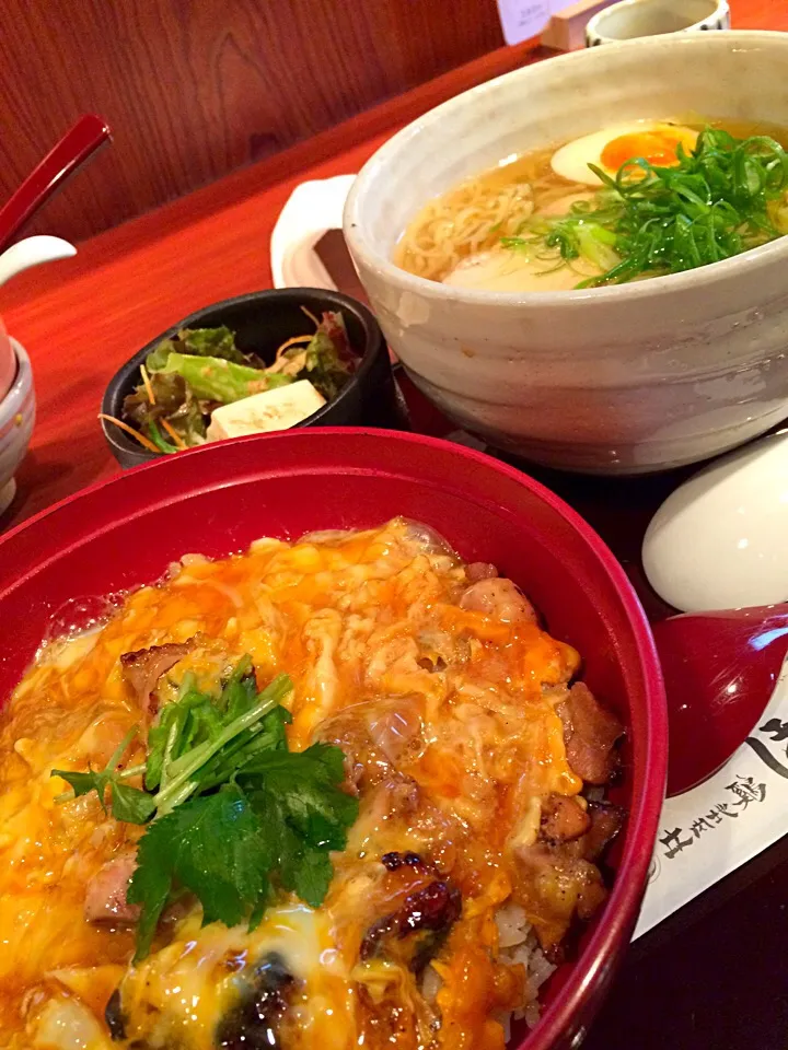 比内地鶏の親子丼＋らーめんセット|Fumiaki Matsubaraさん