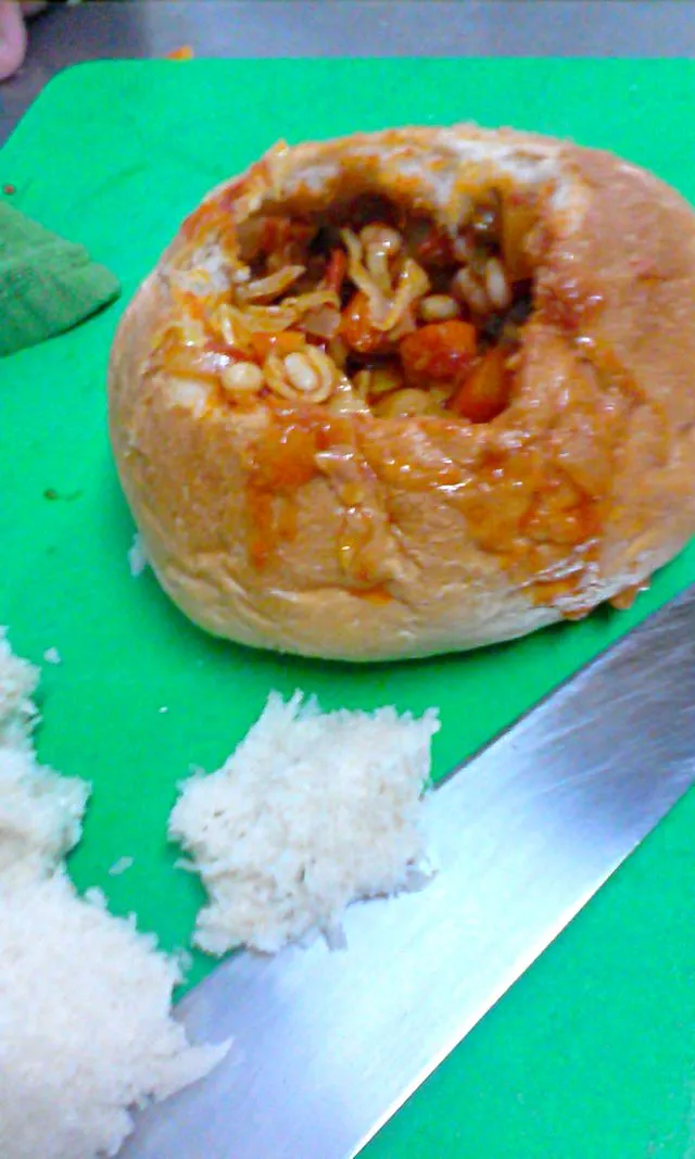 Minestrone Soup in a Bread|Jasey Rae Gaskarthさん