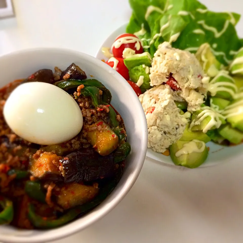 麻婆茄子丼 ゆで卵のっけ|えみさん