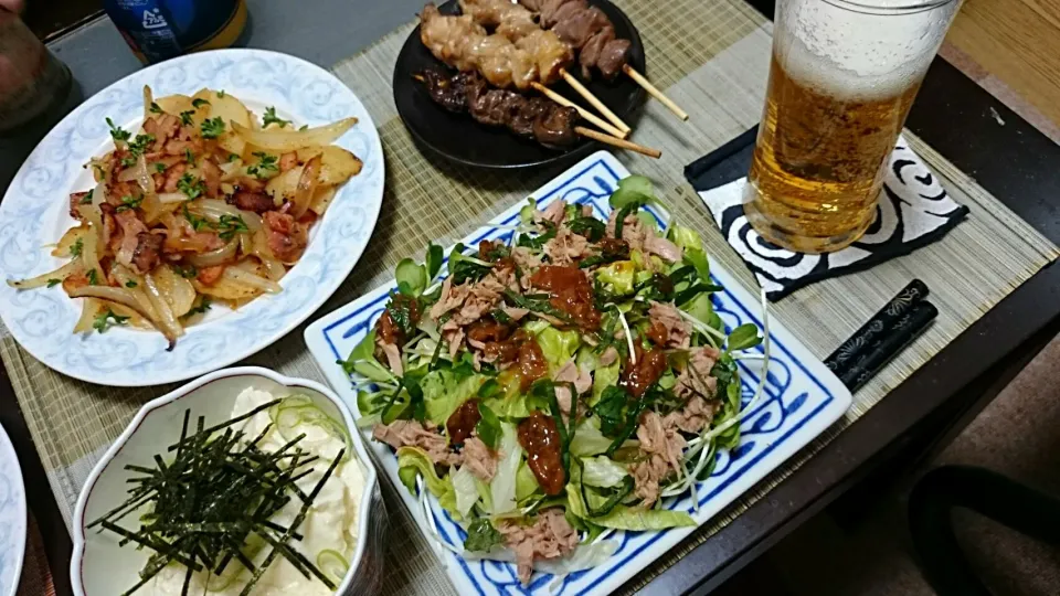 野菜炒め＆冷奴＆焼き鳥＆ベーコン炒め|まぐろさん