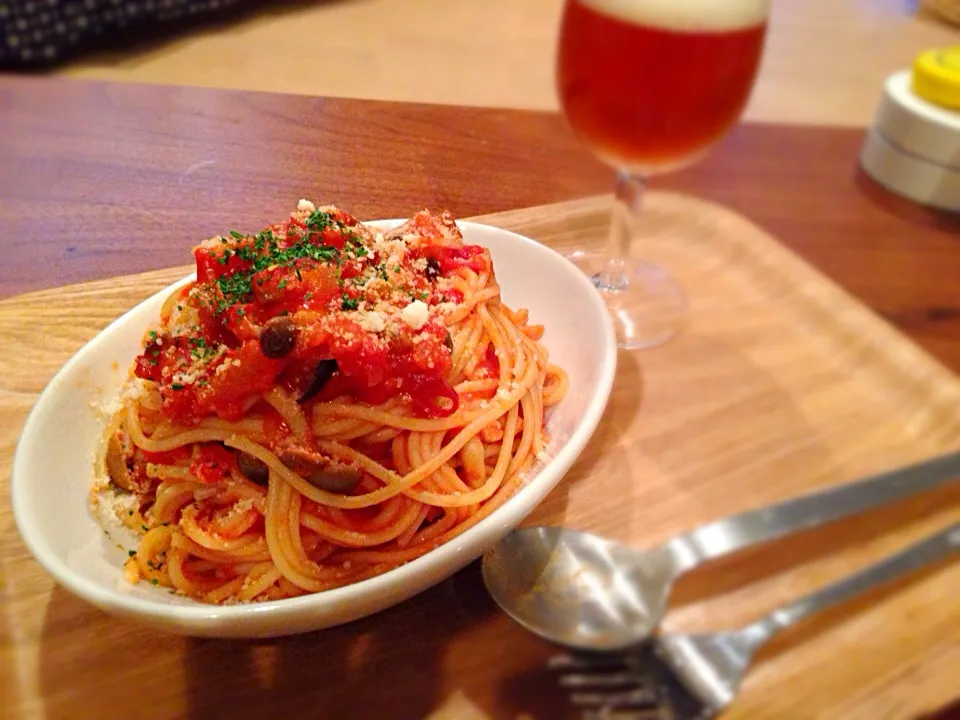 トマトとにんにくのパスタ|あきぷーさん