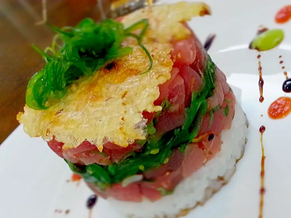 Ahi Tuna Tarter with seaweed.|Ahmedさん