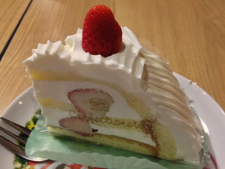 不二家 イタリアンショートケーキ🍰|Kojiさん