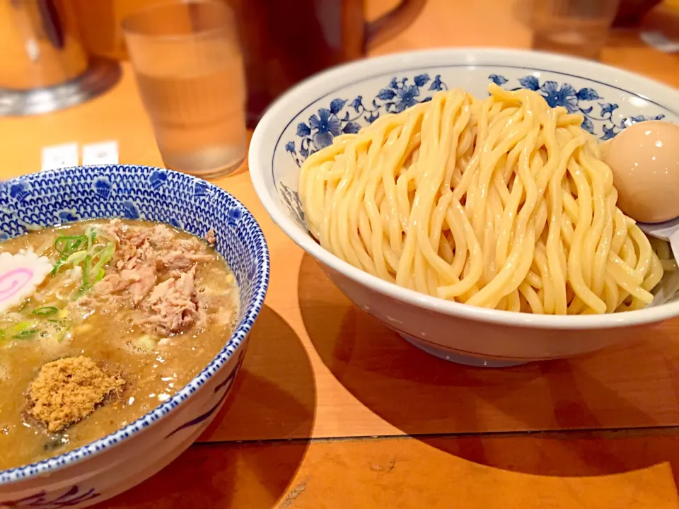 豚玉つけめん 大盛|流線形さん