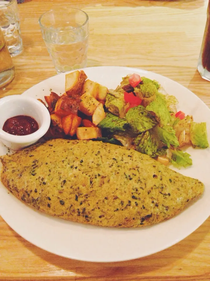 Omelette with pesto sauce|y.kさん