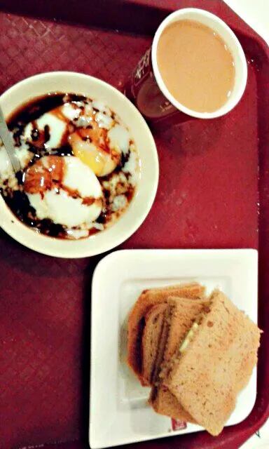 Oct 5. Breakfast @ 11:35am #kayatoast #eggs #tea|Ren Bhaiさん