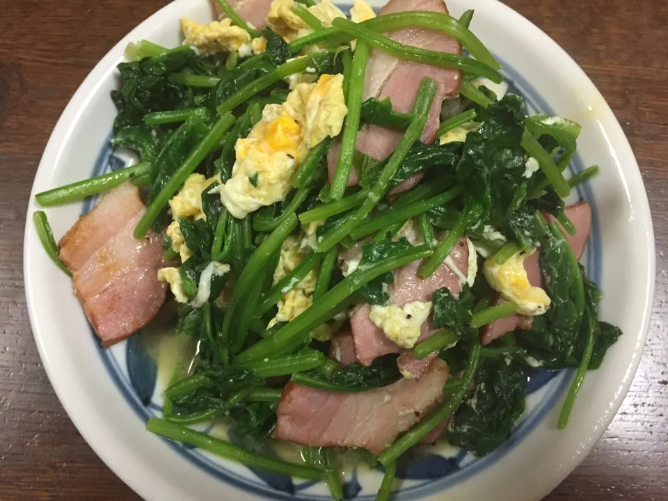 ほうれん草炒め|アクちゃんさん