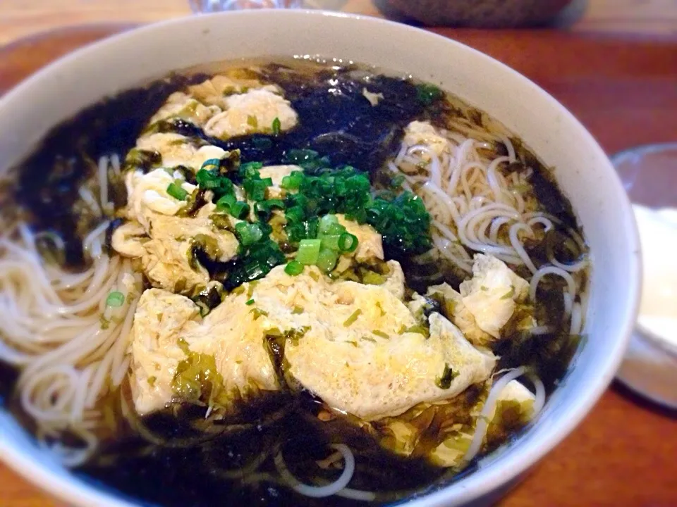 お腹に優しい卵とアオサの煮麺|和さん